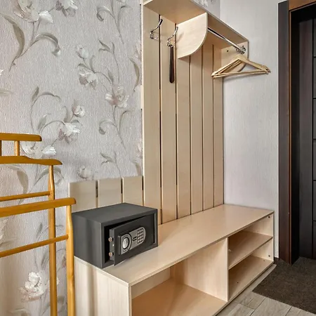 Zaporizʹka Sich Hotel *