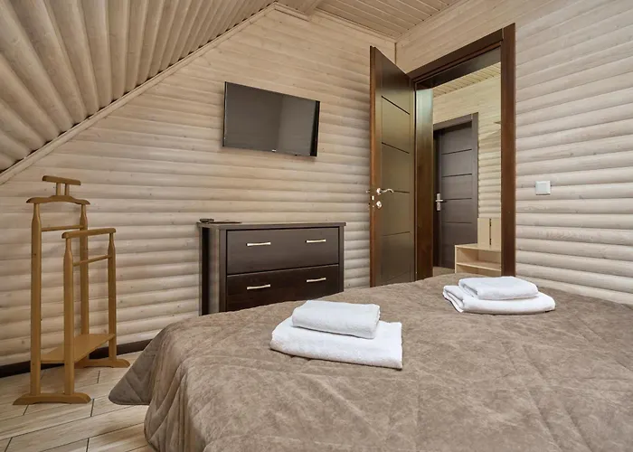 Zaporizʹka Sich Hotel *