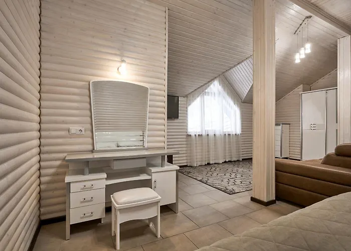 Zaporizʹka Sich Hotel Bukoveľ